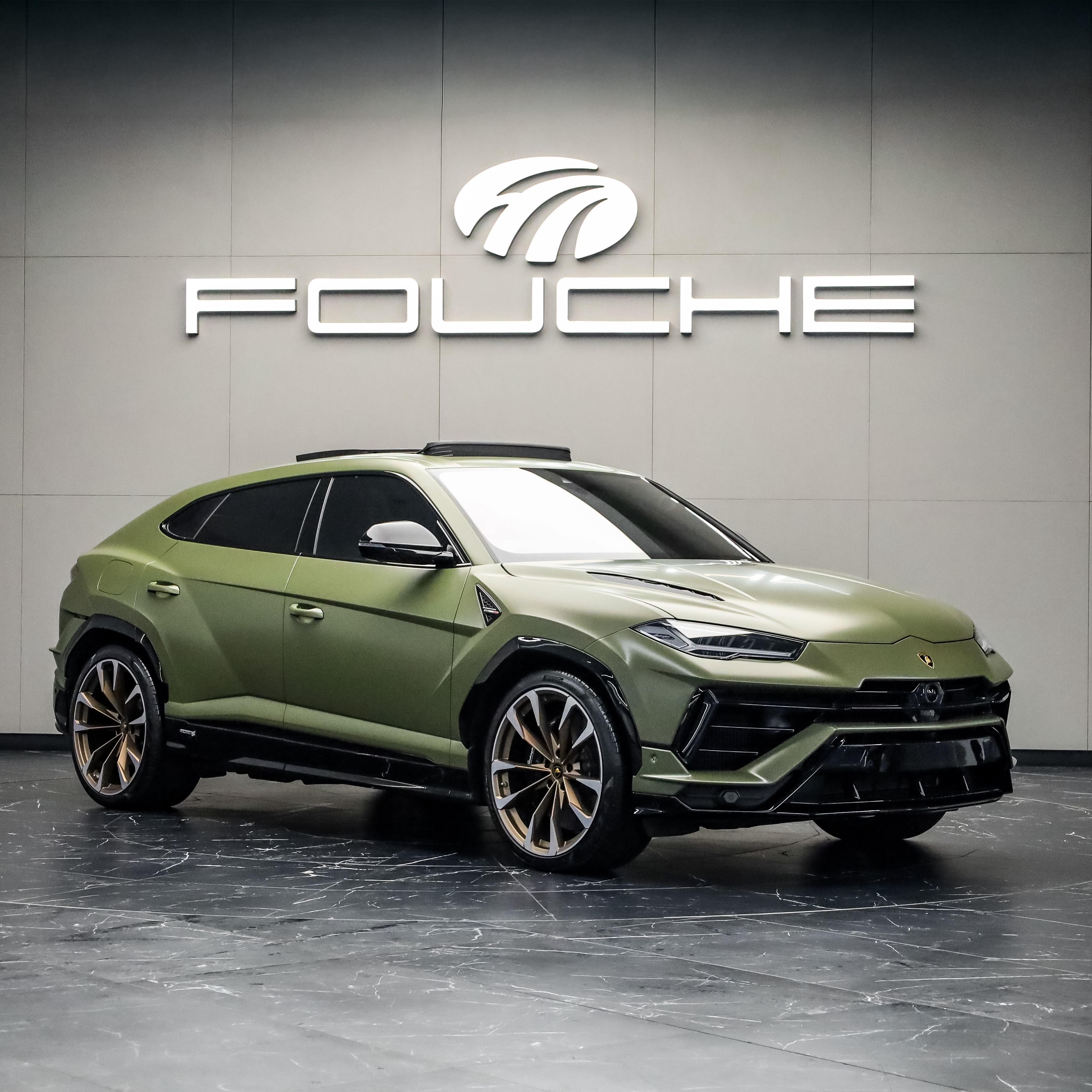 2023 LAMBORGHINI URUS Image 1