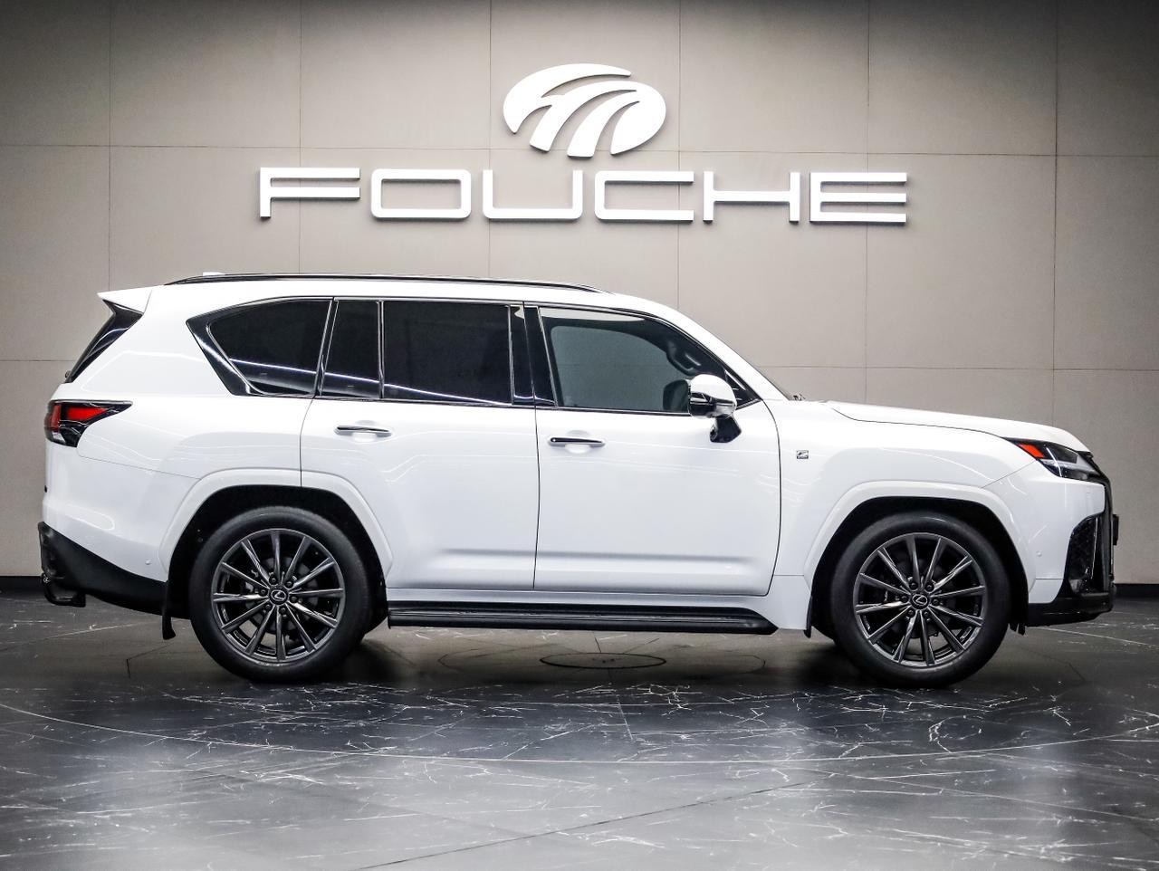 2025 LEXUS LX Image 2