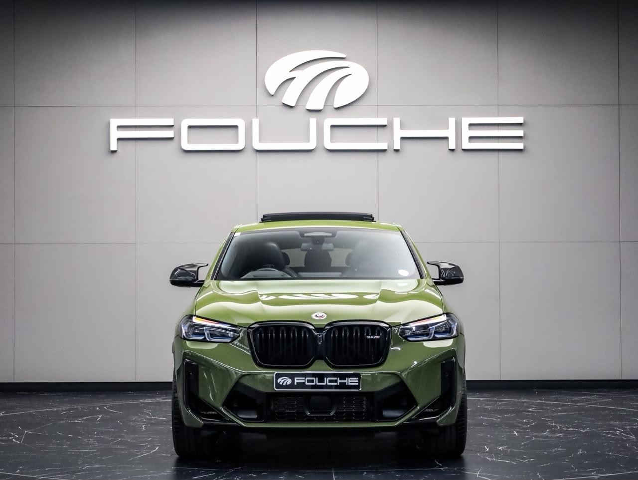 2023 BMW X4 Image 1