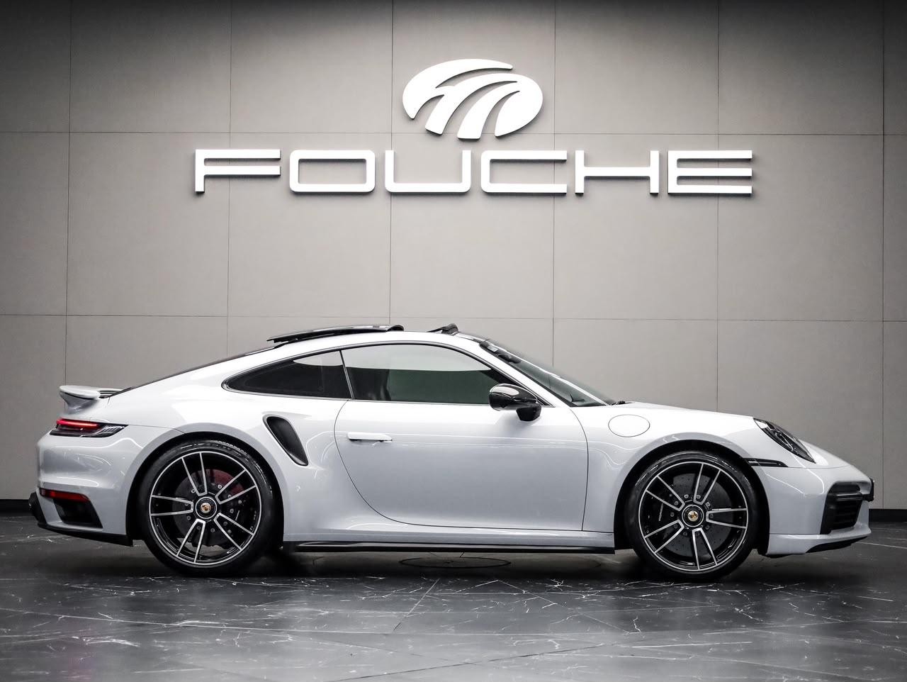 2024 PORSCHE 911 Image 2