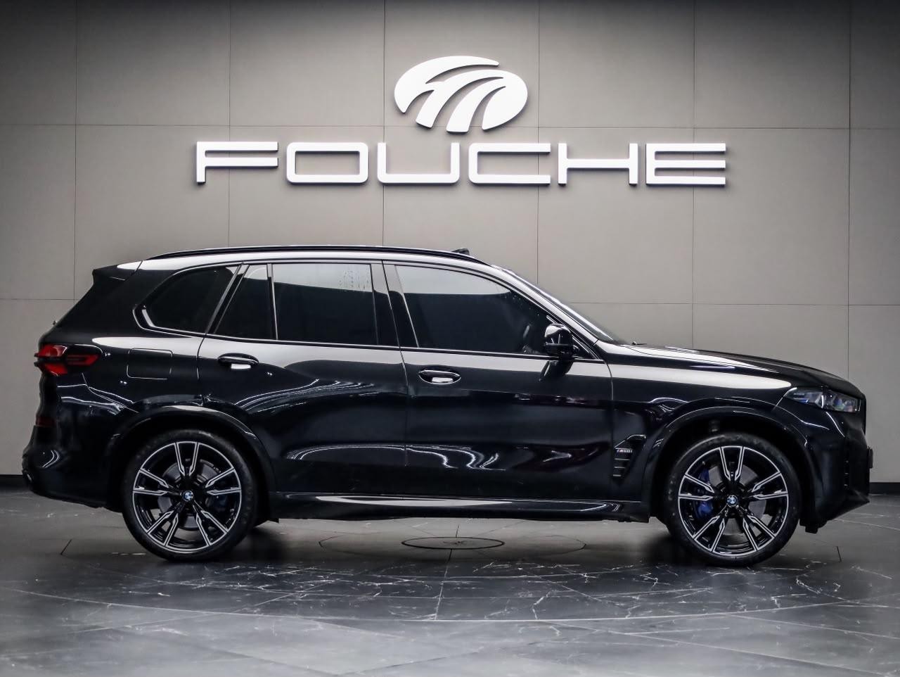 2025 BMW X5 Image 2