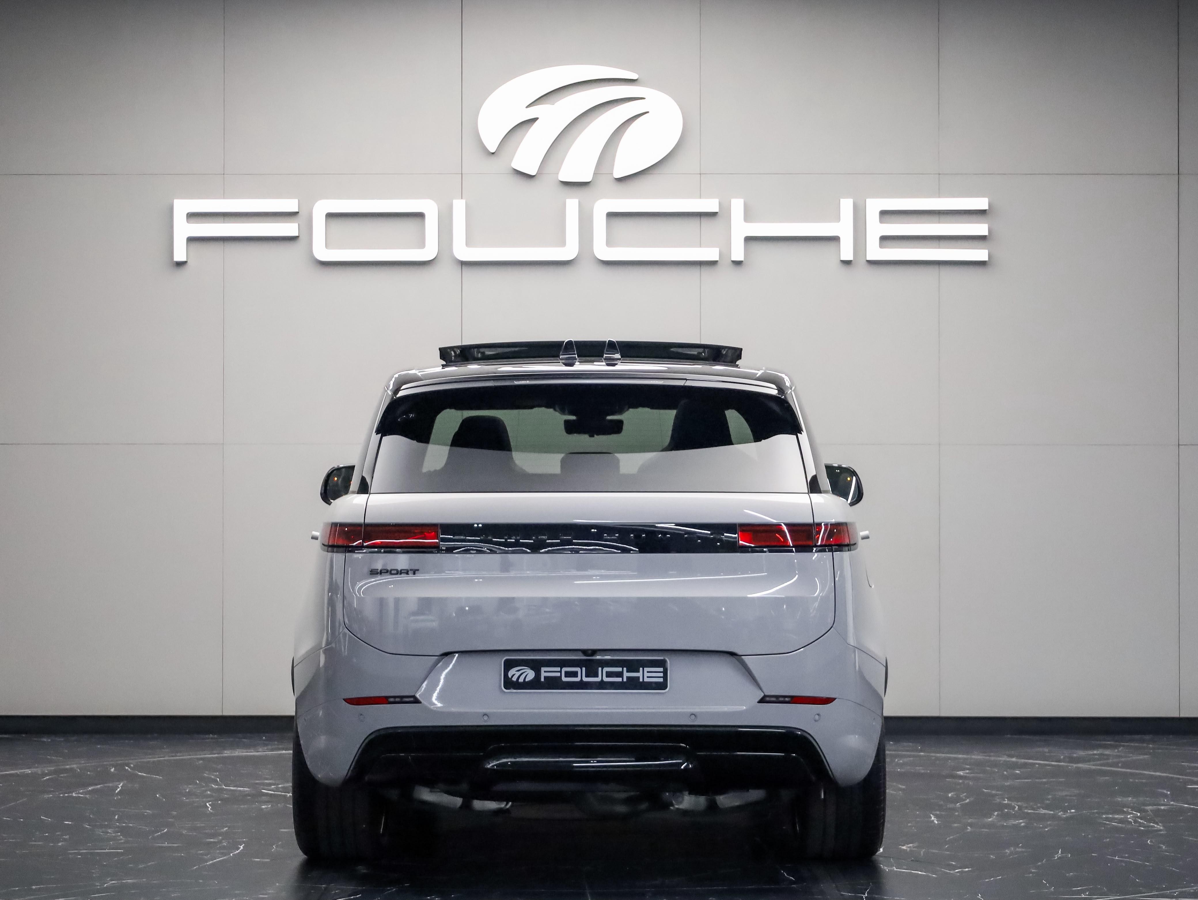 2026 LAND ROVER RANGE ROVER SPORT Image 2