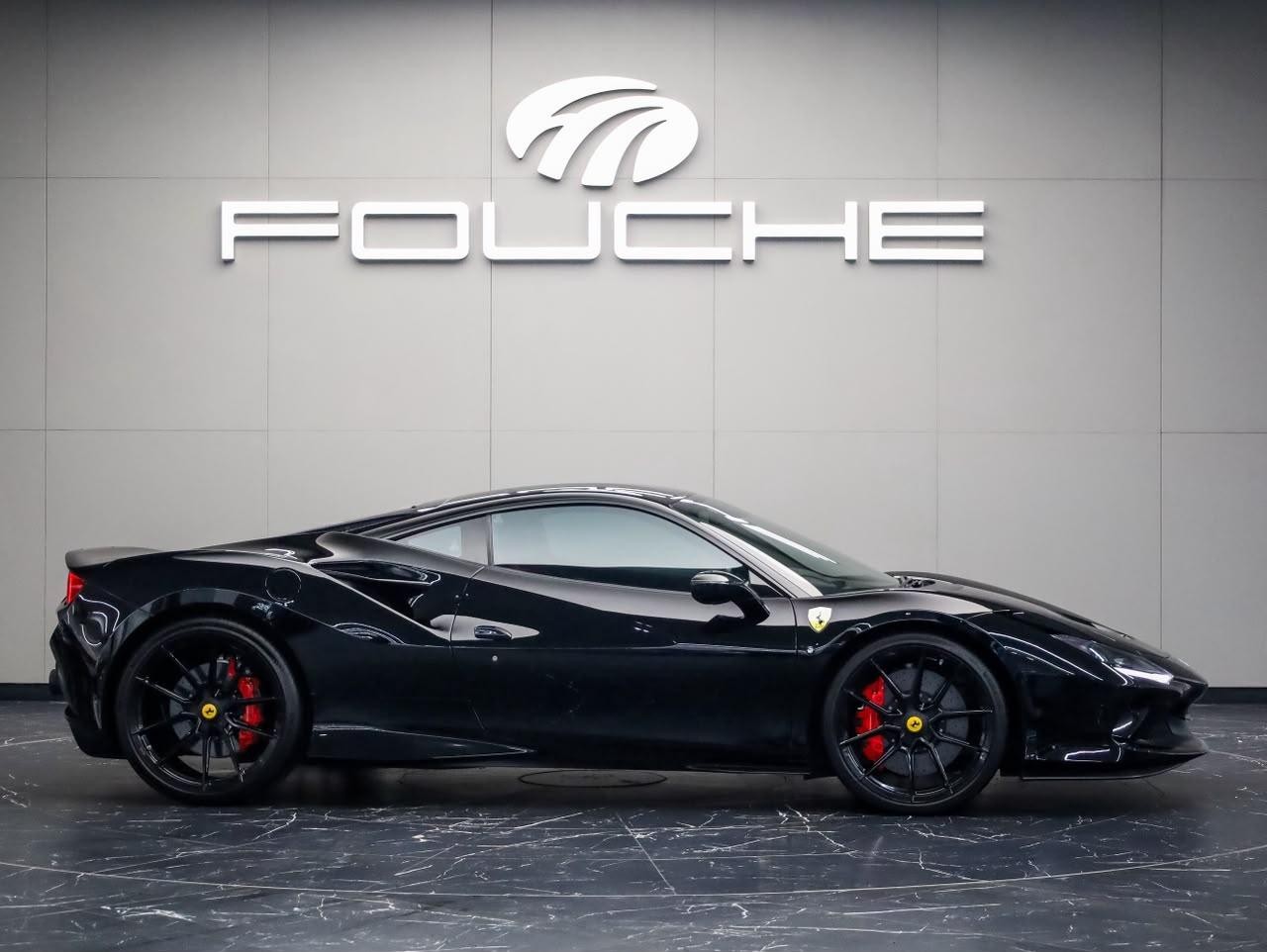 2022 FERRARI F8 Image 2