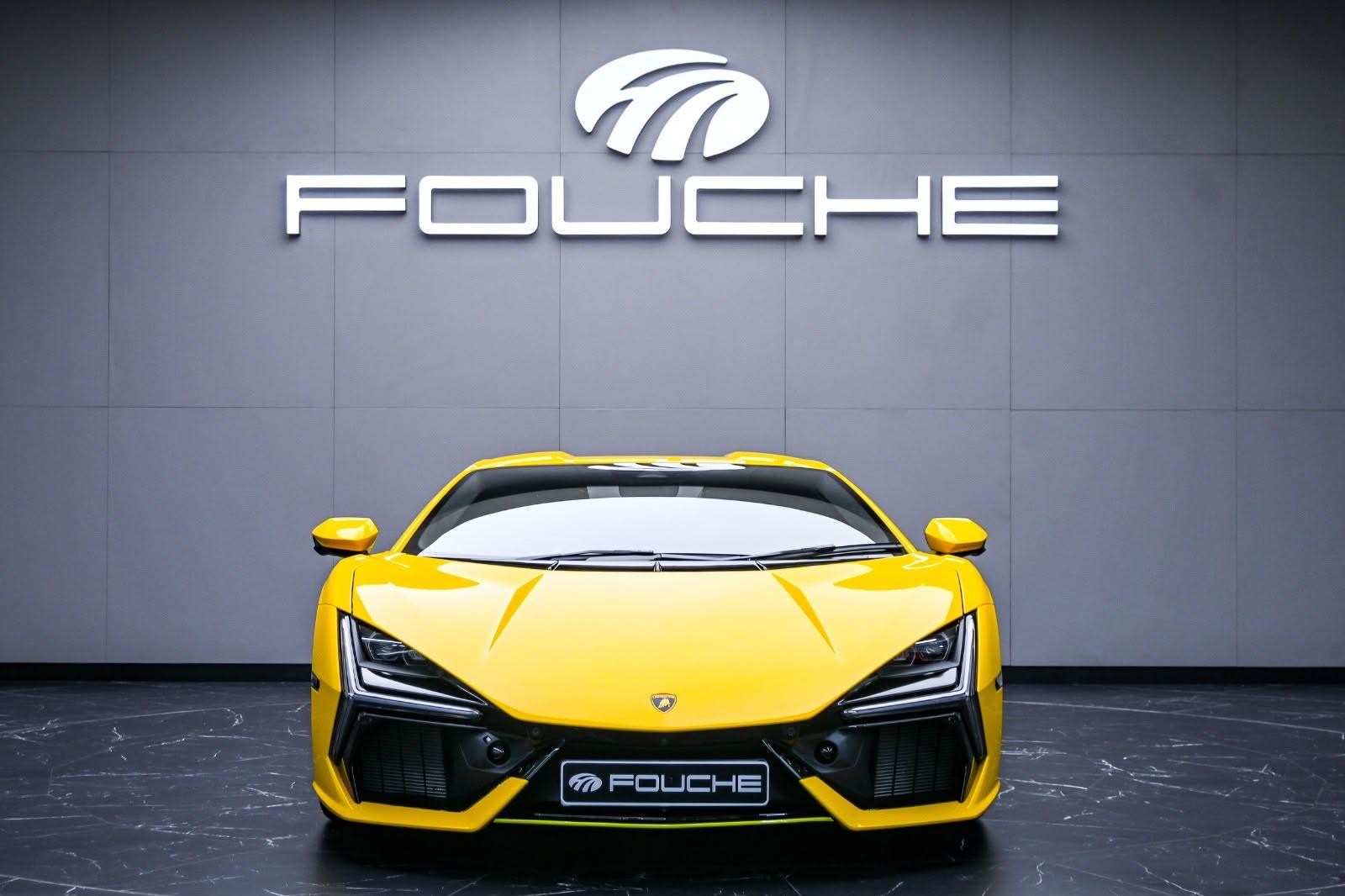 2024 LAMBORGHINI REVAELTO Image 2