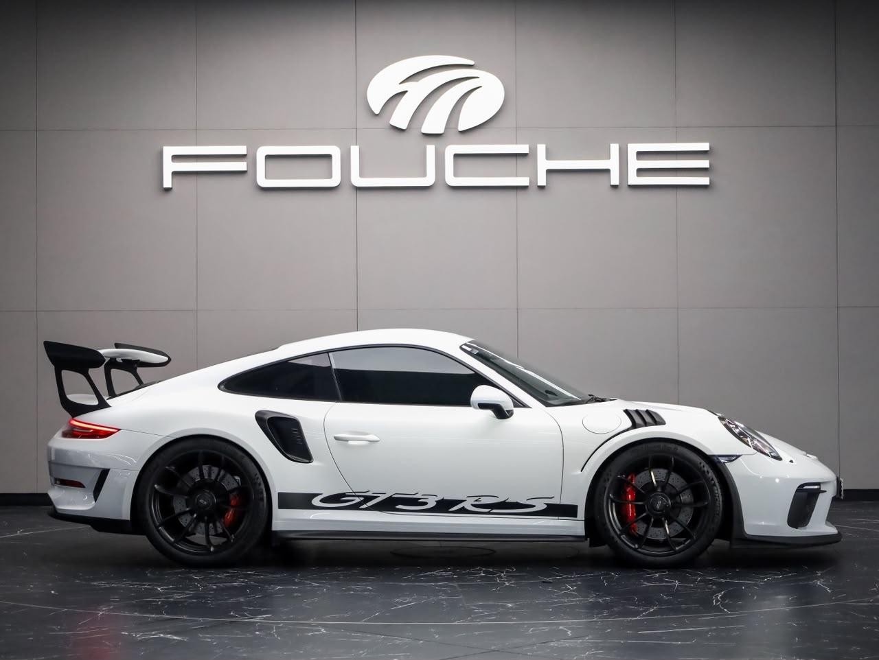2019 PORSCHE 911 Image 1