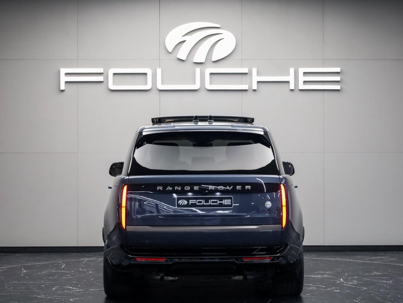 2025 LAND ROVER RANGE ROVER Image 2