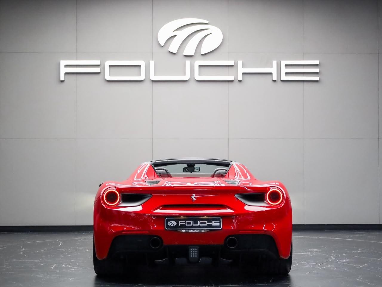 2018 FERRARI 488 Image 2