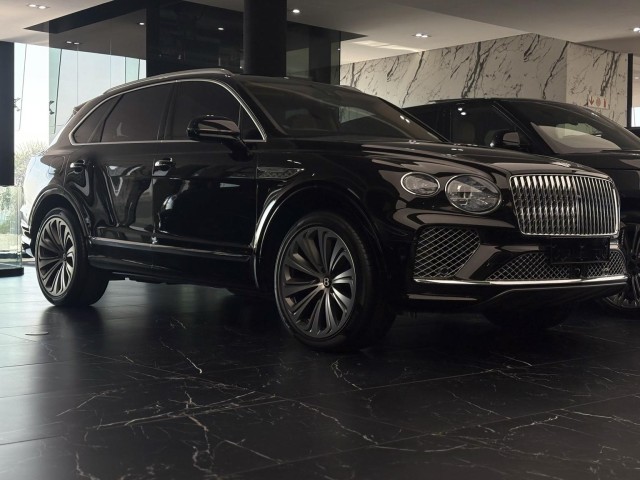 BUY BENTLEY BENTAYGA 2025 ATELIER EDITION, Fouche Motors