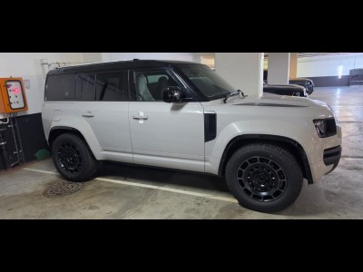 2026 Land Rover Defender 110